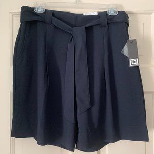 NWT 2/$25 Liz Claiborne Navy Culotte Dress Shorts - Size 6